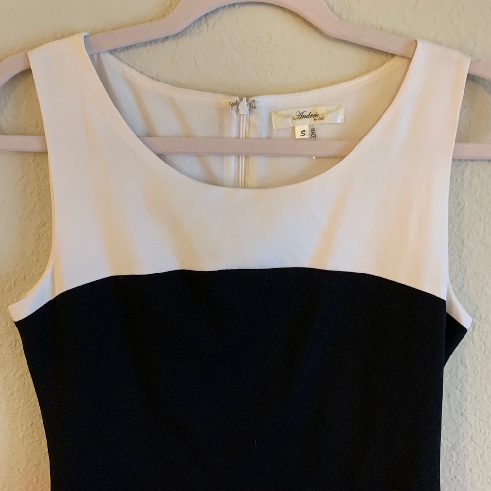 Color Block Dress - Picture 2 of 3